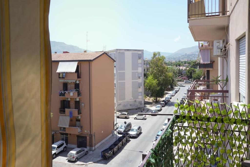 Апартаменты Dolce Sicily A 2Km Dal Centro Палермо Экстерьер фото